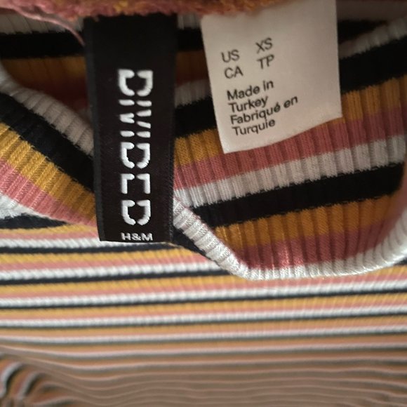 H&M Turtleneck Striped Fitted Long Sleeve Shirt - Picture 3 of 4